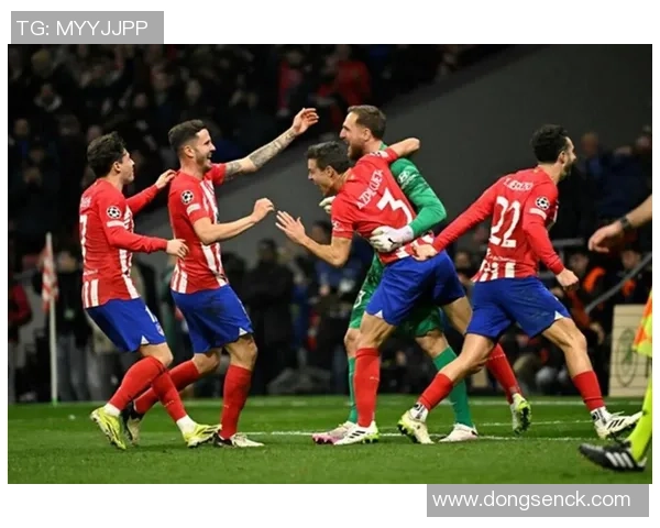 世界杯精彩对决国米与巴萨2比2平点球大战成焦点瞬间回顾与战术分析 世界杯精彩对决国米与巴萨2比2平点球大战成焦点瞬间回顾与战术分析