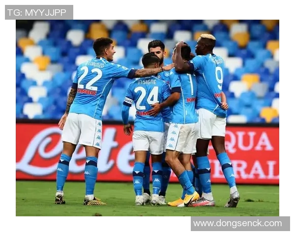 欧冠大战：那不勒斯与尤文图斯激战成平局帽子戏法引发全场热议